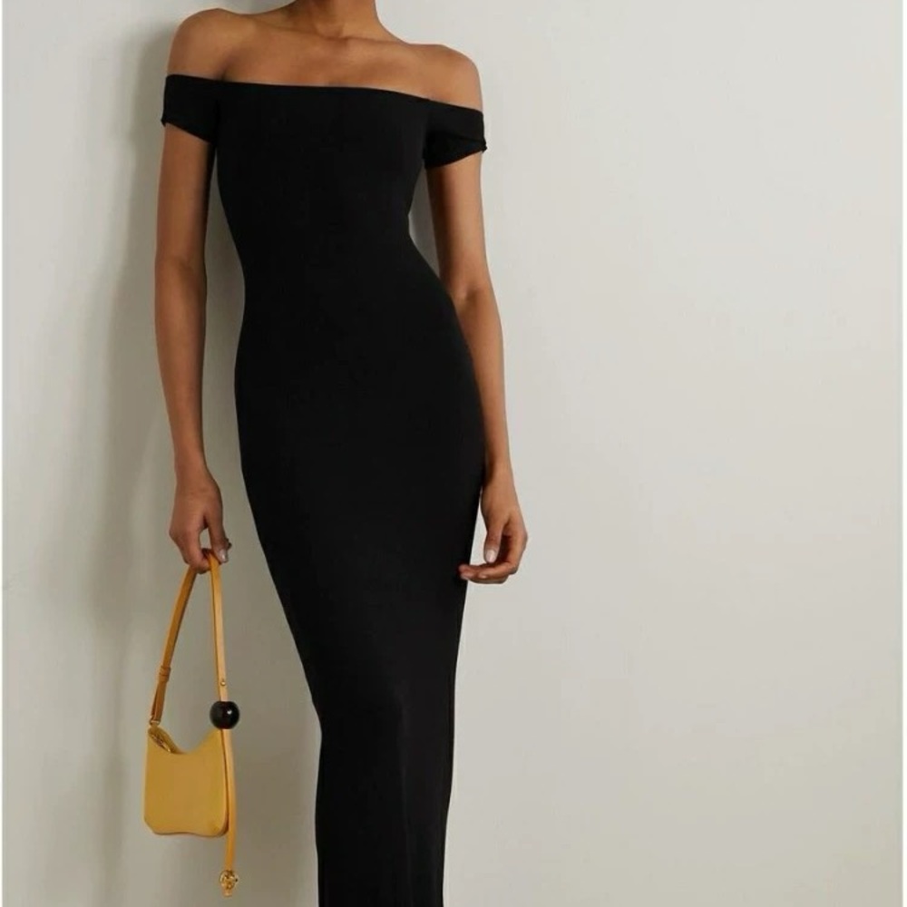 SKIMS Black Strapless Bodycon Dress Cocktail Slip Dress Off Shoulder